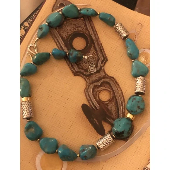 Silpada Chunky Turquoise Necklace - Picture 5 of 6